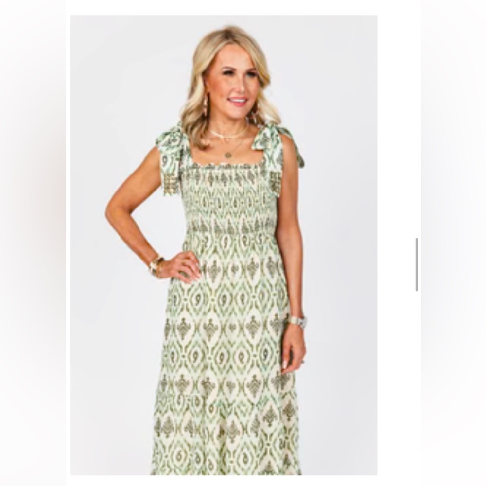 Avara Maxi